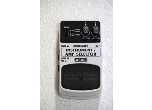 Behringer Guitar/Amp Selector AB100 (50739)