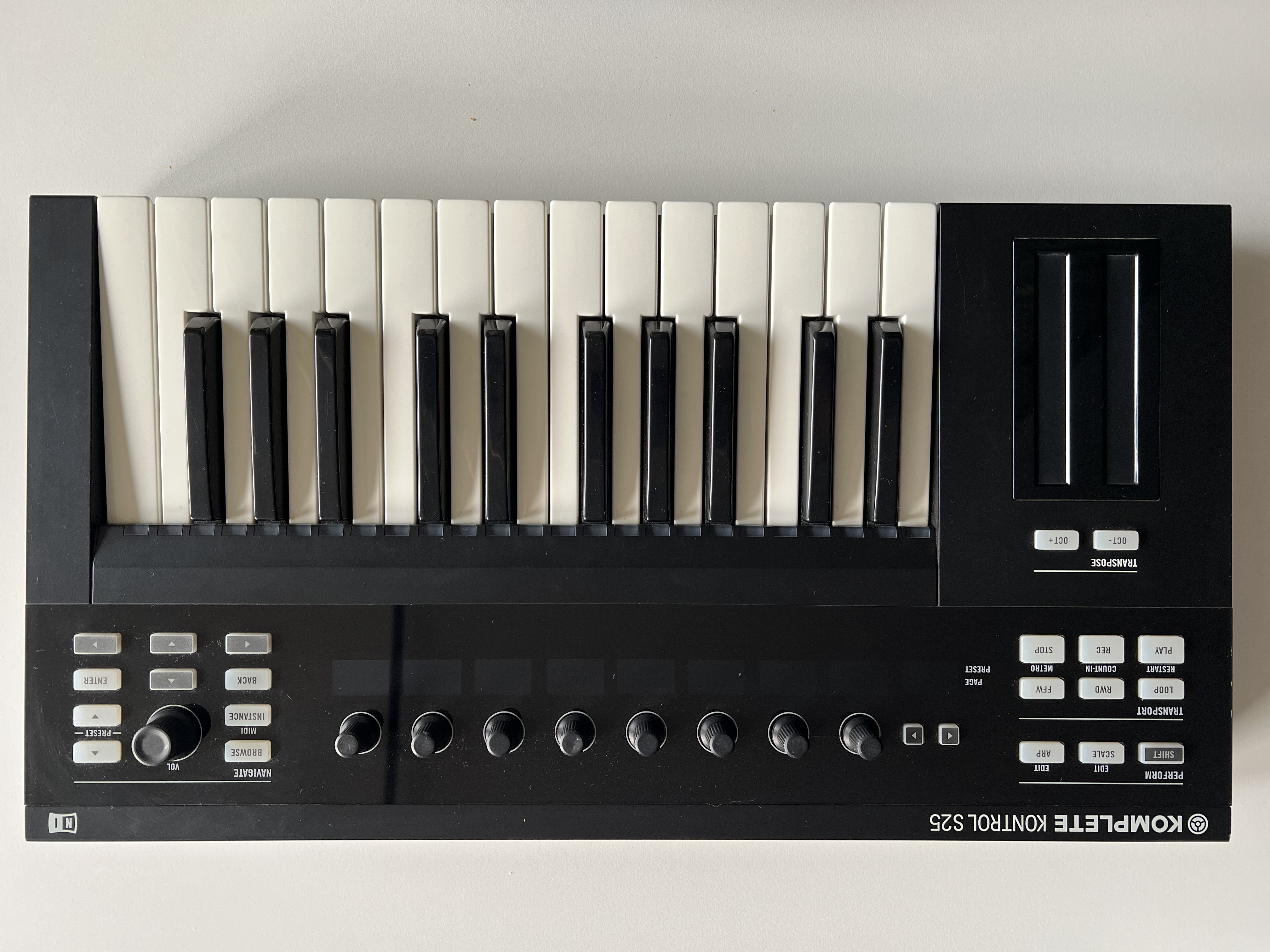 Native Instruments Komplete Kontrol S25 (45549)