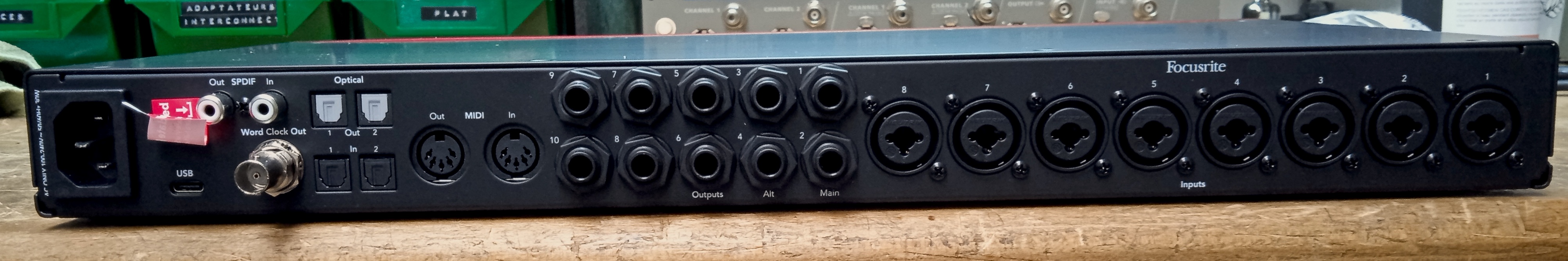 Scarlett18i20 facearrière