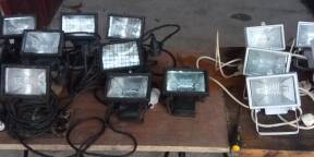 Ventes de 16 petits projecteurs Halogène