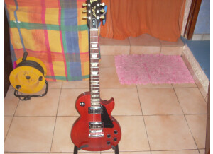 Gibson Les Paul Studio Satin - Worn Cherry (6730)