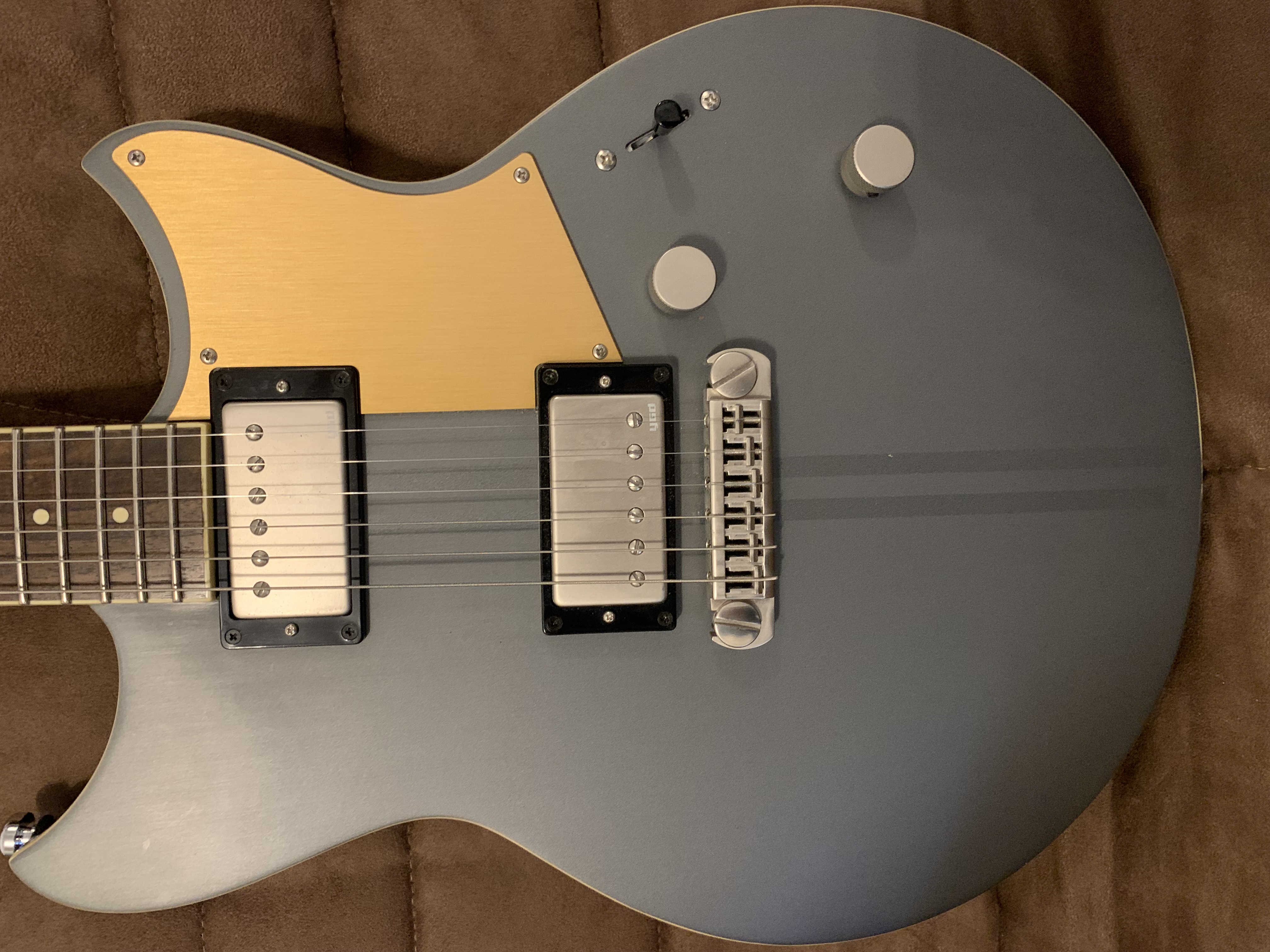 Vends Guitare Yamaha RS820RC