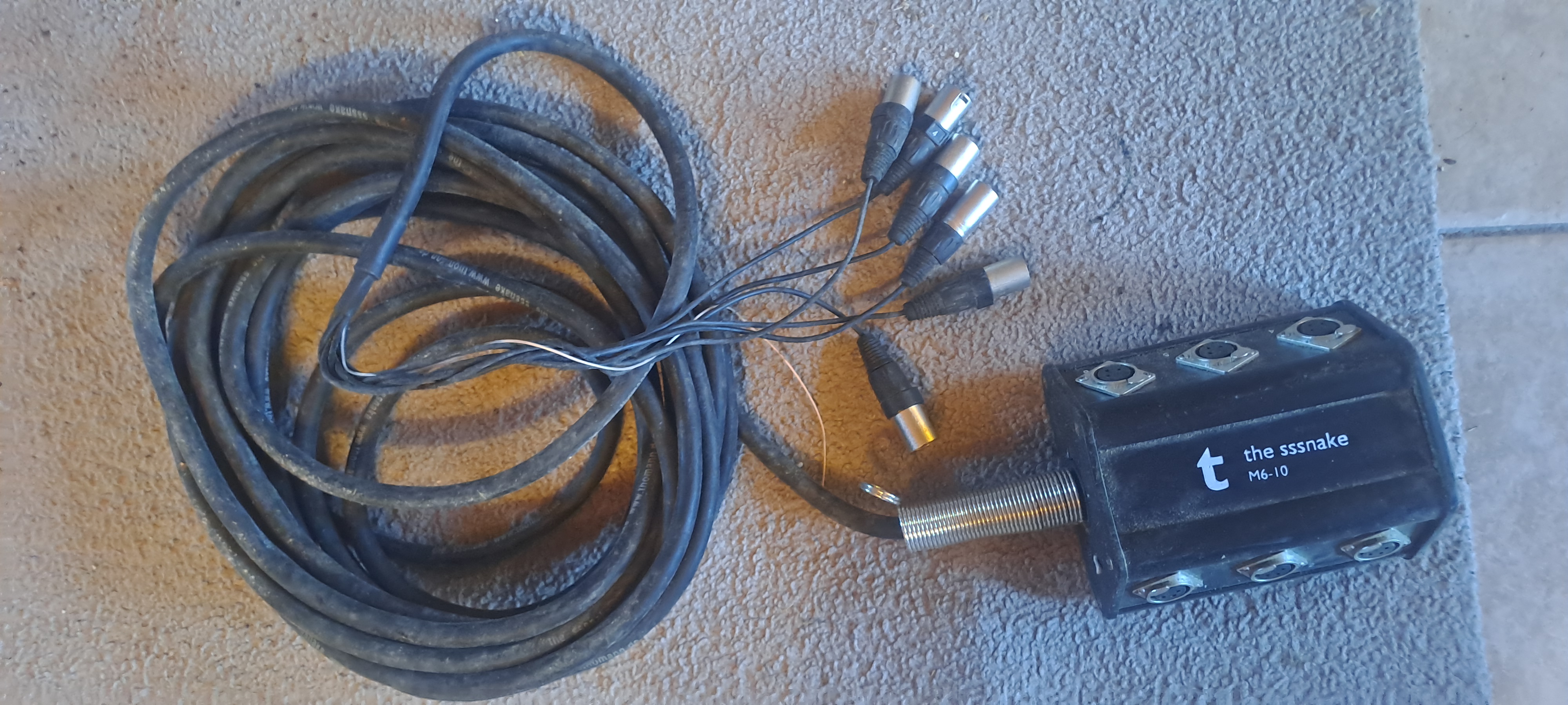 The Sssnake M-Studio (2518)