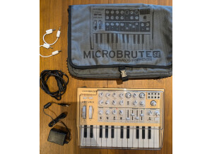 Arturia MicroBrute SE (90350)