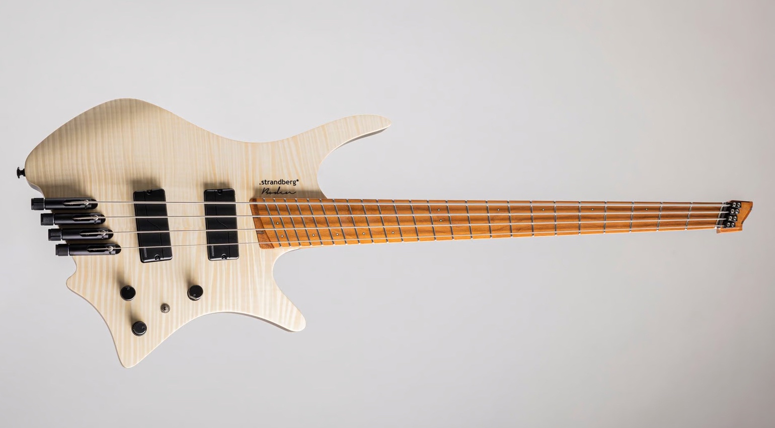 Boden Bass Standard 42