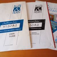 Manuel français anglais et brochure