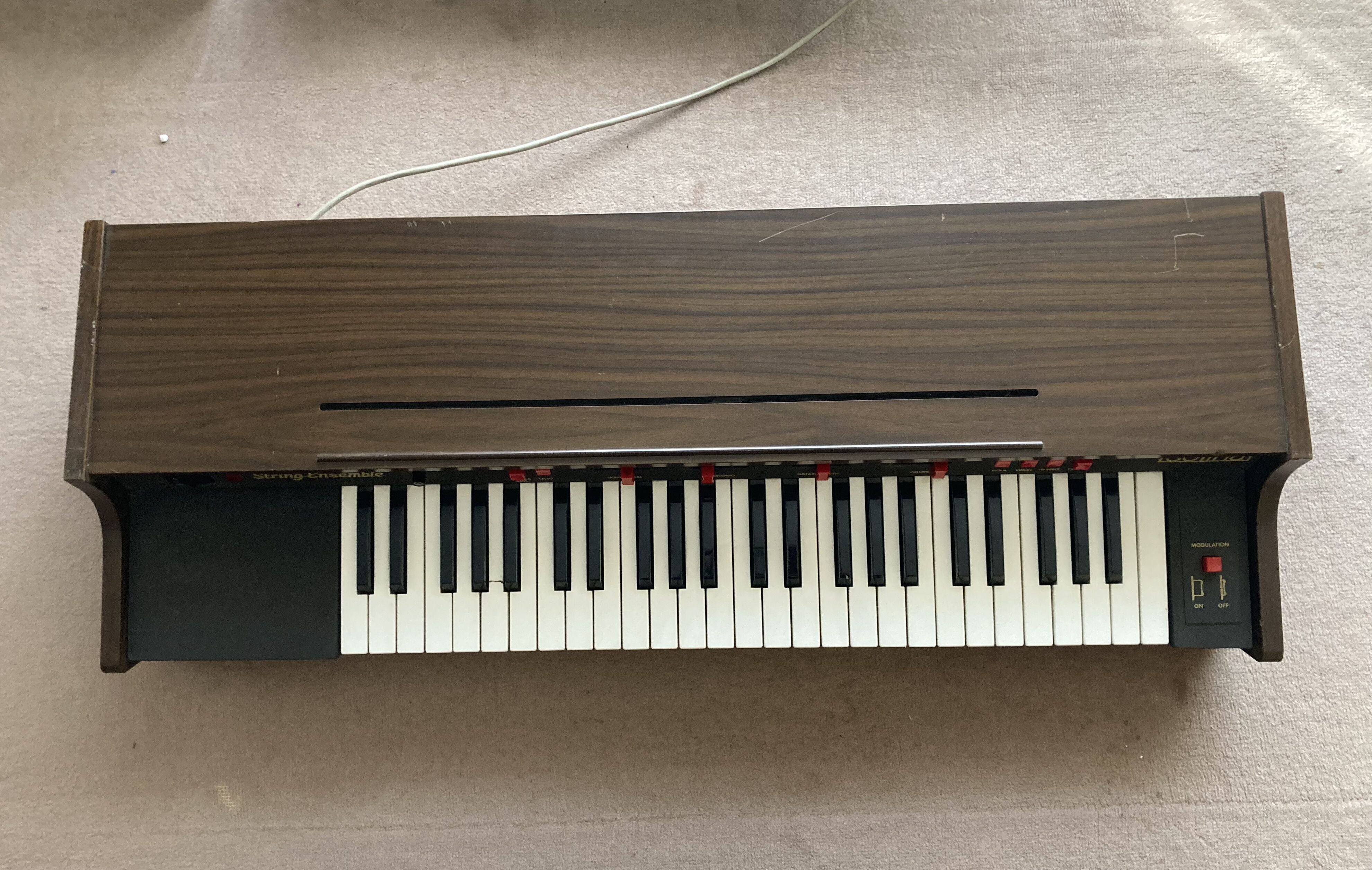 Vends Sring Ensemble Solina