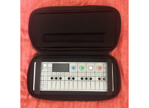 Teenage engineering OP-1