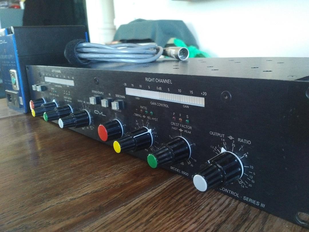 Vends GML 8900 compresseur stereo 