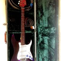 Fender StratoMustang Look superbe ! Son mordant manche ultra confortable ! exemplaire UNIQUE