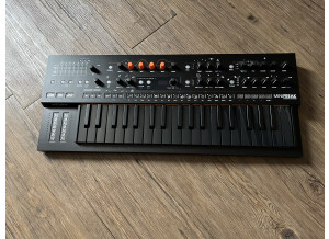 Arturia MiniFreak Stellar (99696)