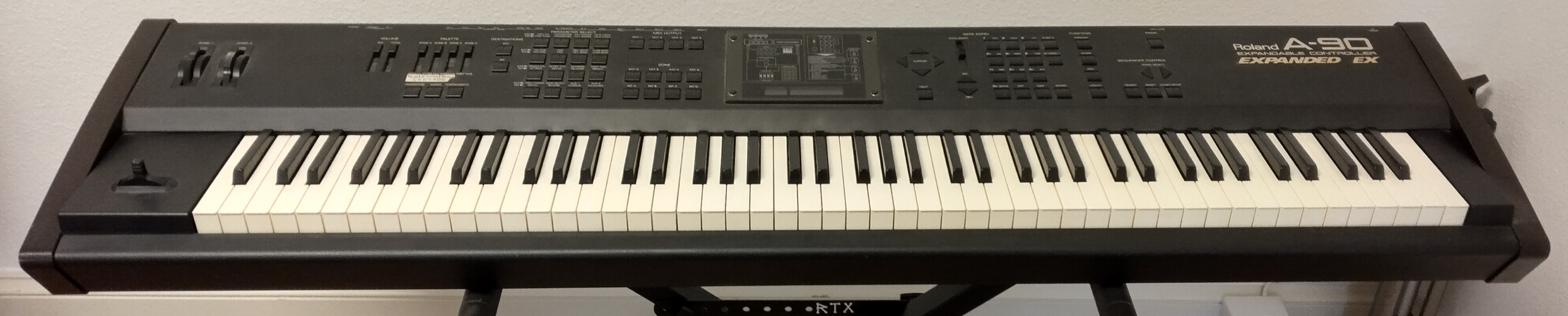 Vends Roland A90 EX