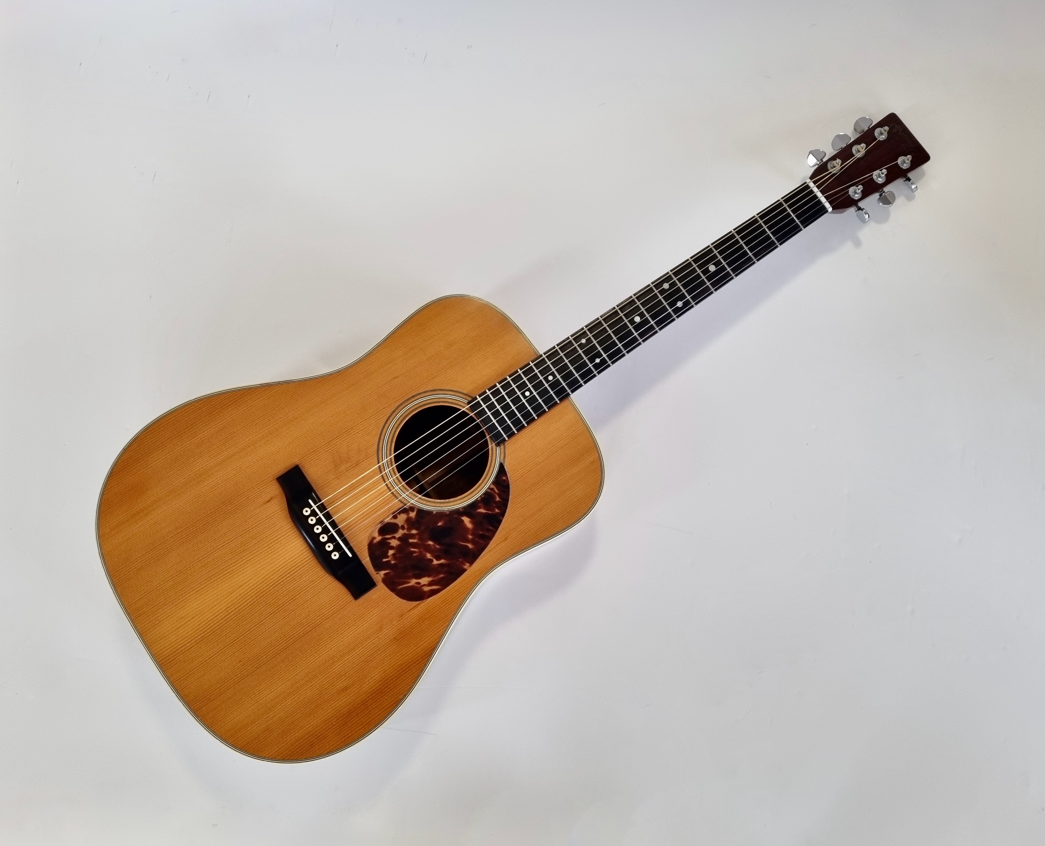 Martin D-28 Natural 1975