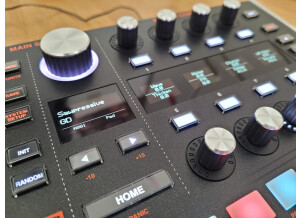 Ashun Sound Machines Hydrasynth Desktop / Rack (64626)