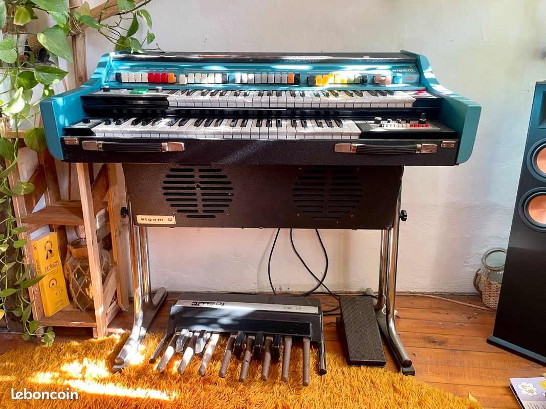 Vends Orgue Elgam Talisman 70's à Transistor Portable avec Pied et Housse
