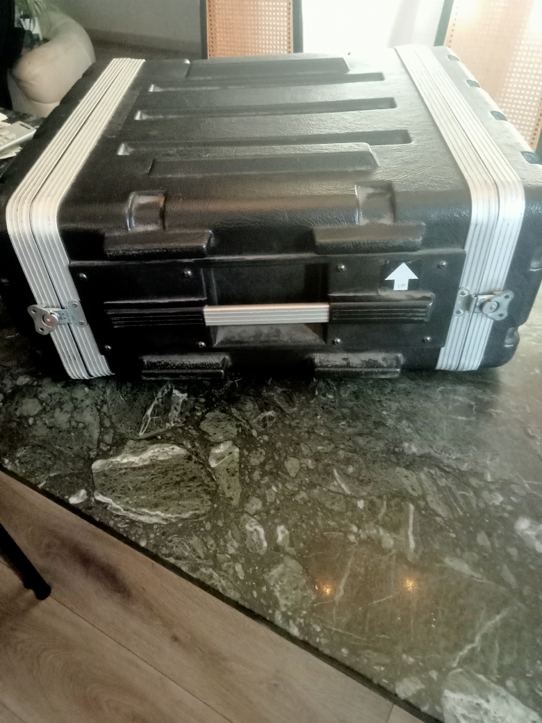 RACK 4U en ABS moulé