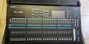 Allen & Heath QU-32 version chrome flight Gator à roulettes
