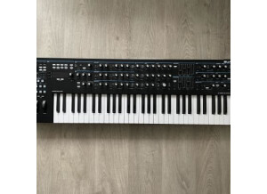 Novation Summit (12603)