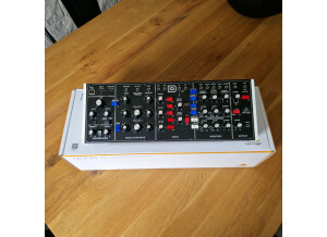 Behringer Model D (29062)