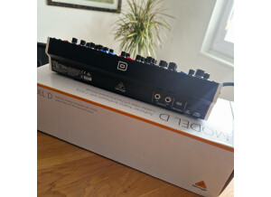 Behringer Model D (86219)