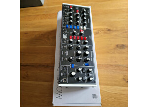 Behringer Model D (20959)