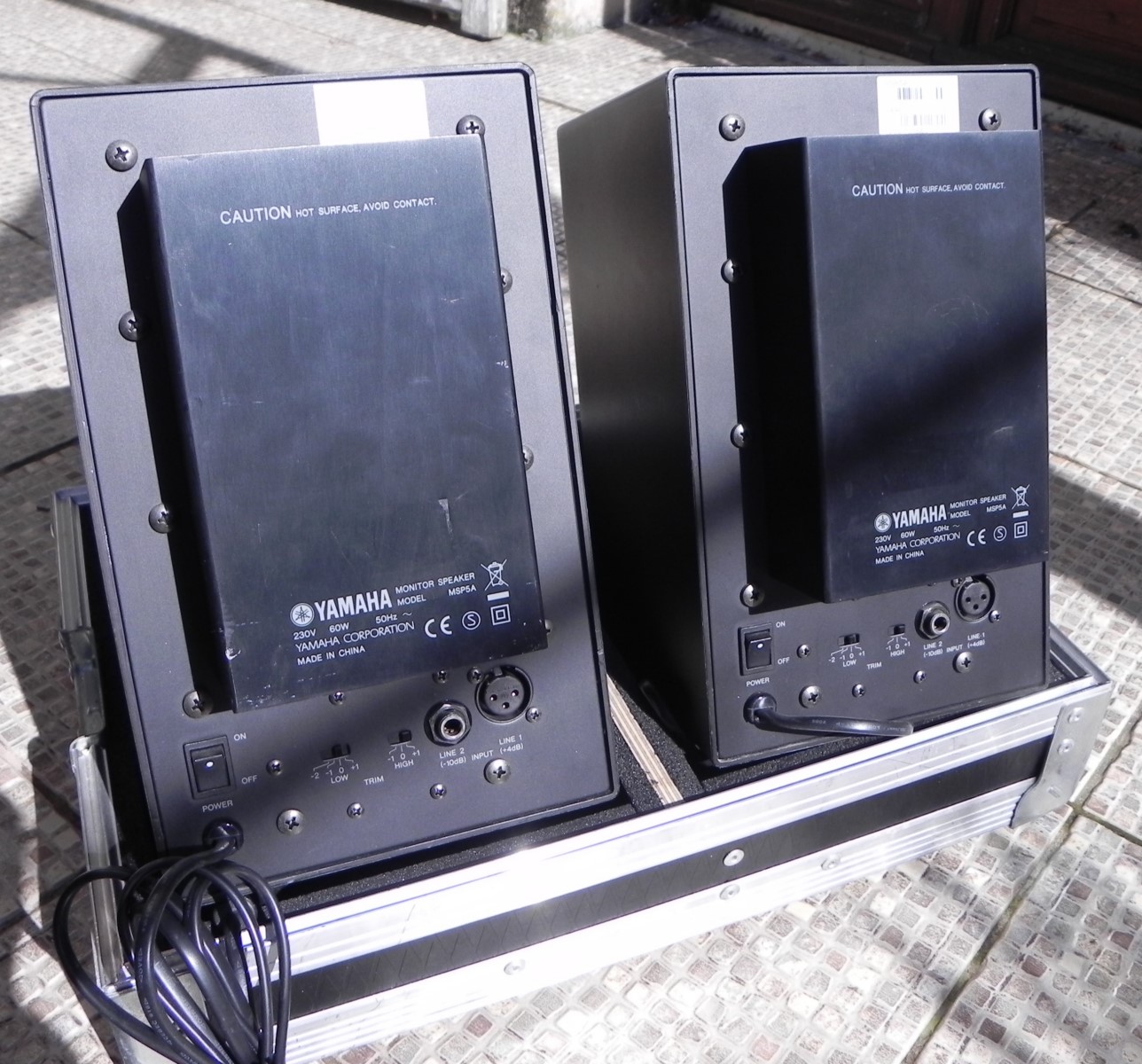 VENDS ENCEINTES YAMAHA MSP 5 A + FLY