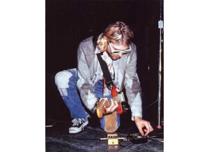 kurt cobain uses tech 21 sansamp classic 1 6b2a54f974