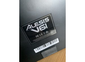 Alesis V61 (61110)