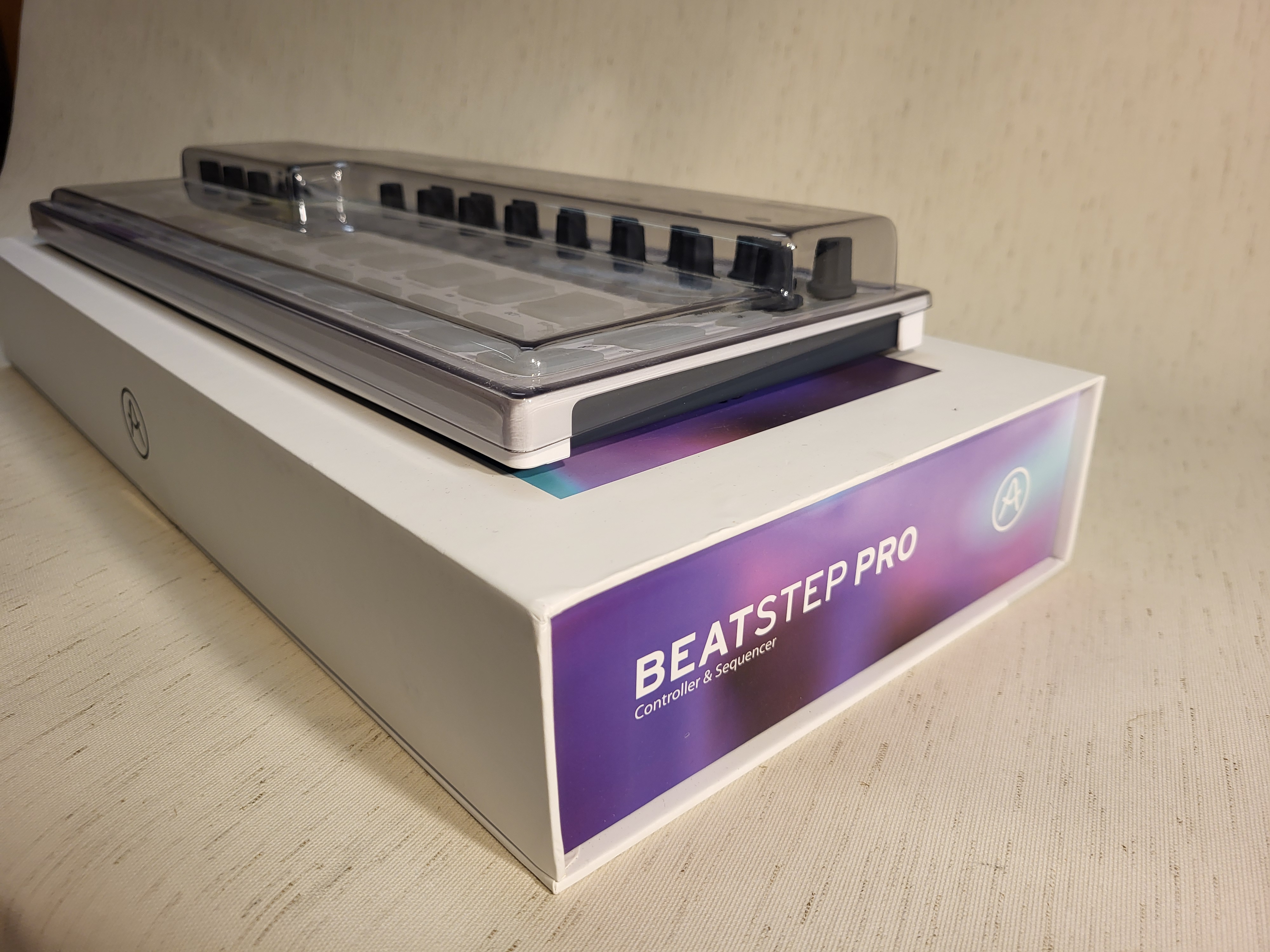 Arturia BeatStep Pro (3124)