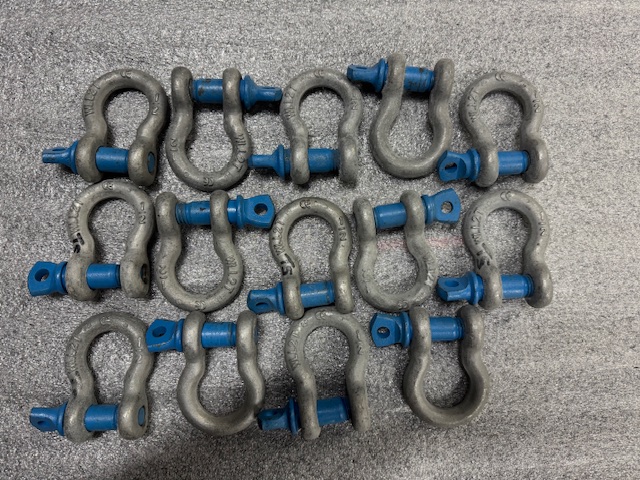 Vends lot de 14 manilles