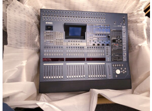 Yamaha DM2000VCM (33625)
