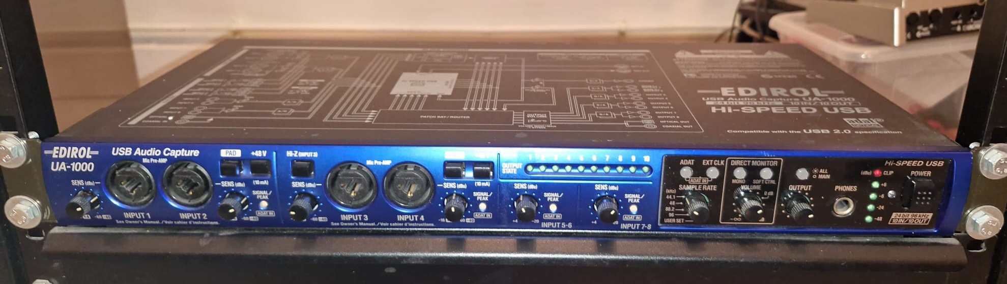 Vends interface usb2 en très bon état 