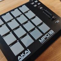 Akai MPD 18