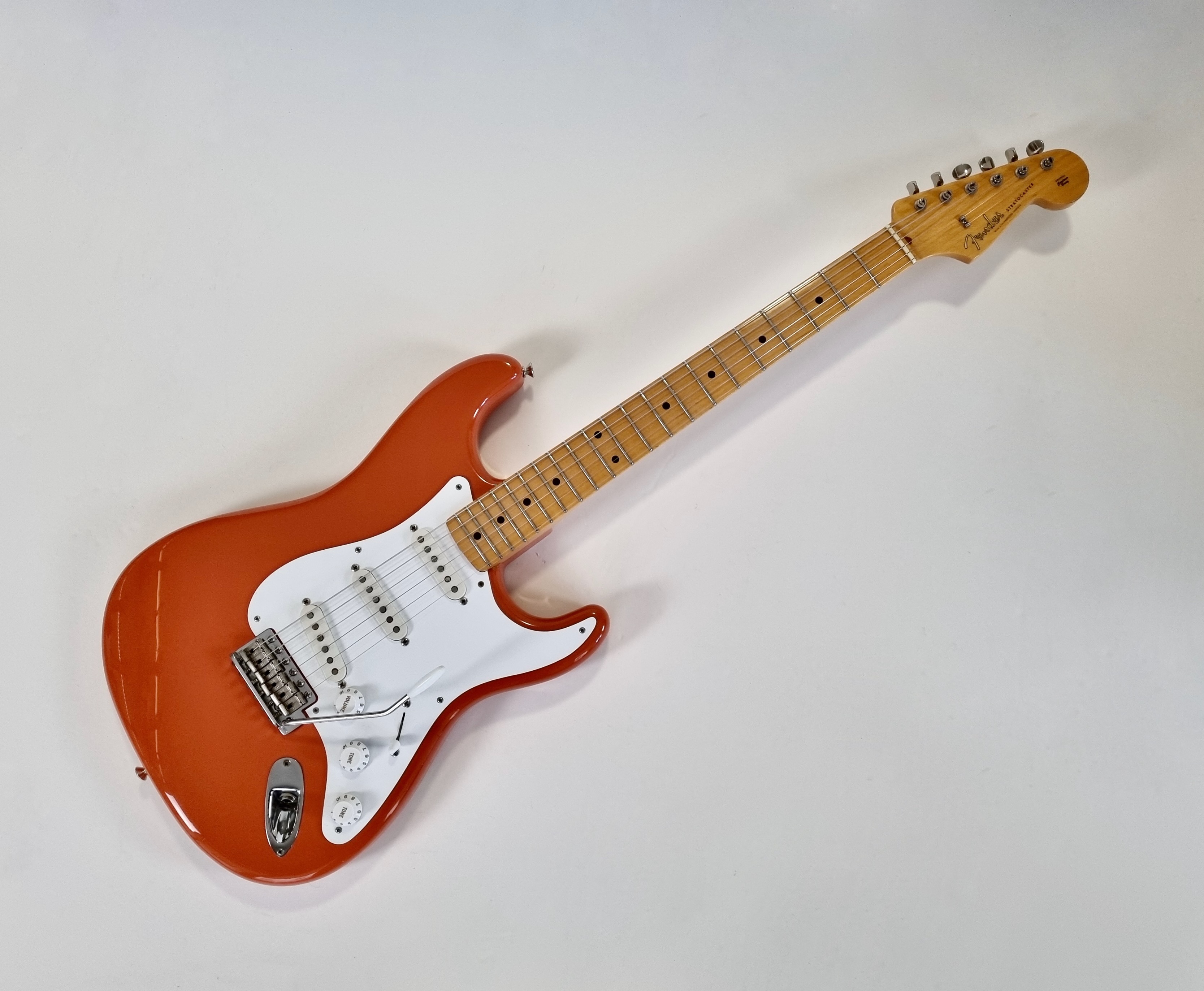 Fender Stratocaster 1957 California Beach 2004 Custom Shop Coral Sunset NOS