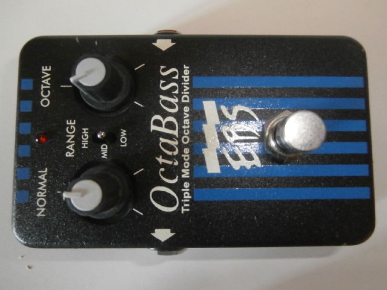 Vend pédale EBS OctaBass (Black label)