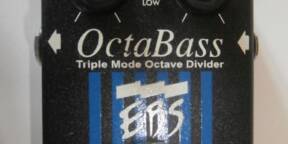 Vend pédale EBS OctaBass (Black label)