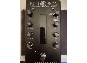Gamechanger Audio Light Pedal - optical spring reverb (90975)