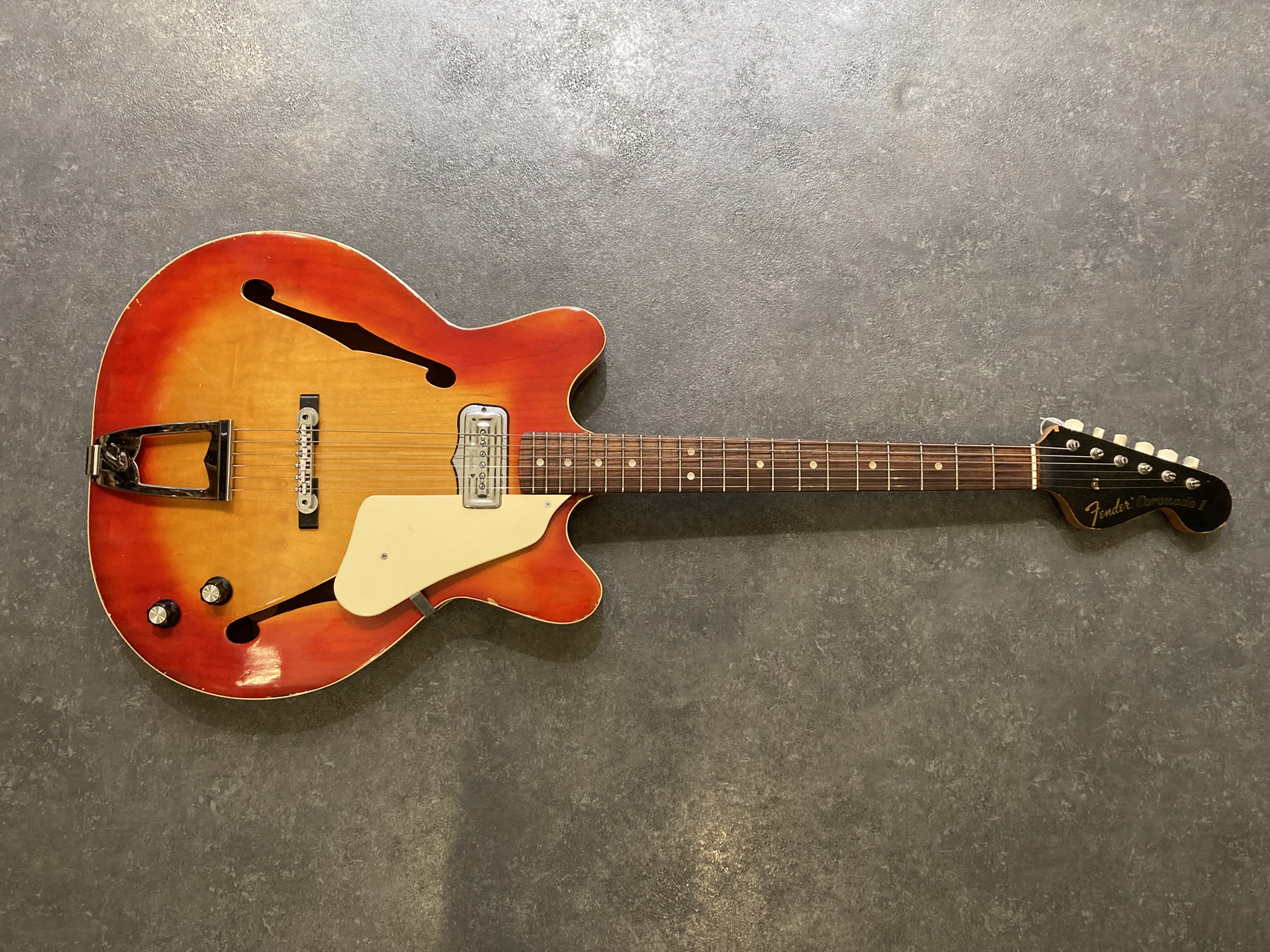 FENDER - Coronado I / 1966 + Étui