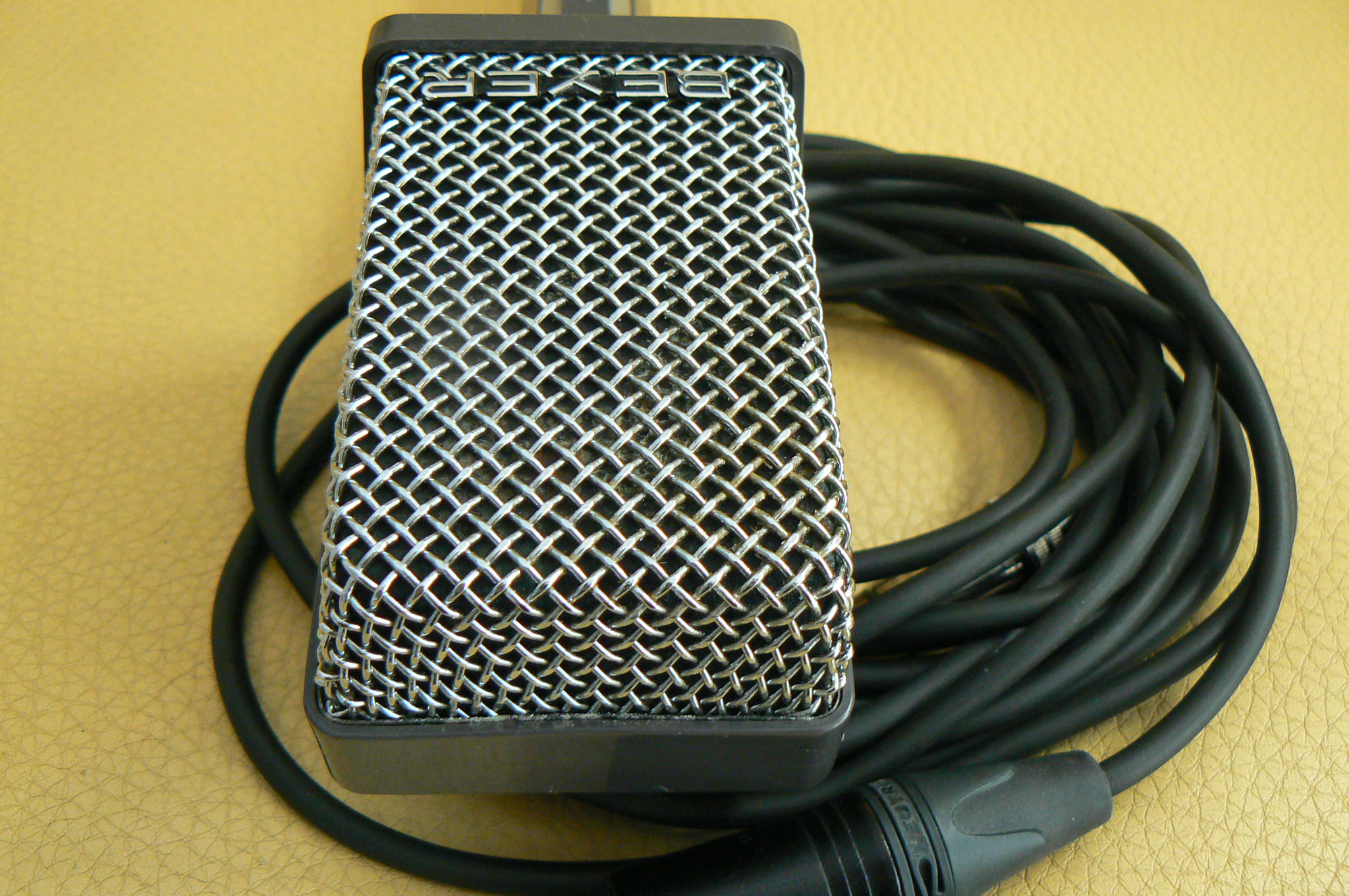 Beyerdynamic M 320 (11624)