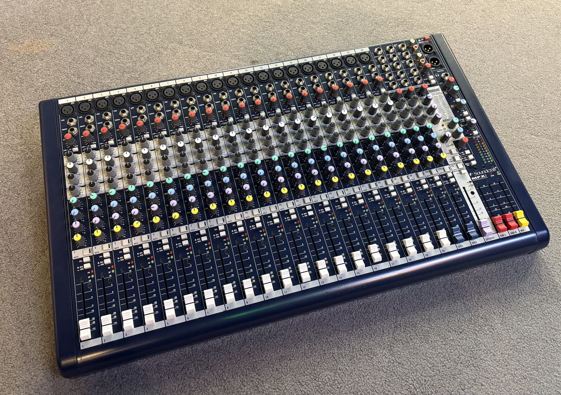 Soundcraft MFXi 20
