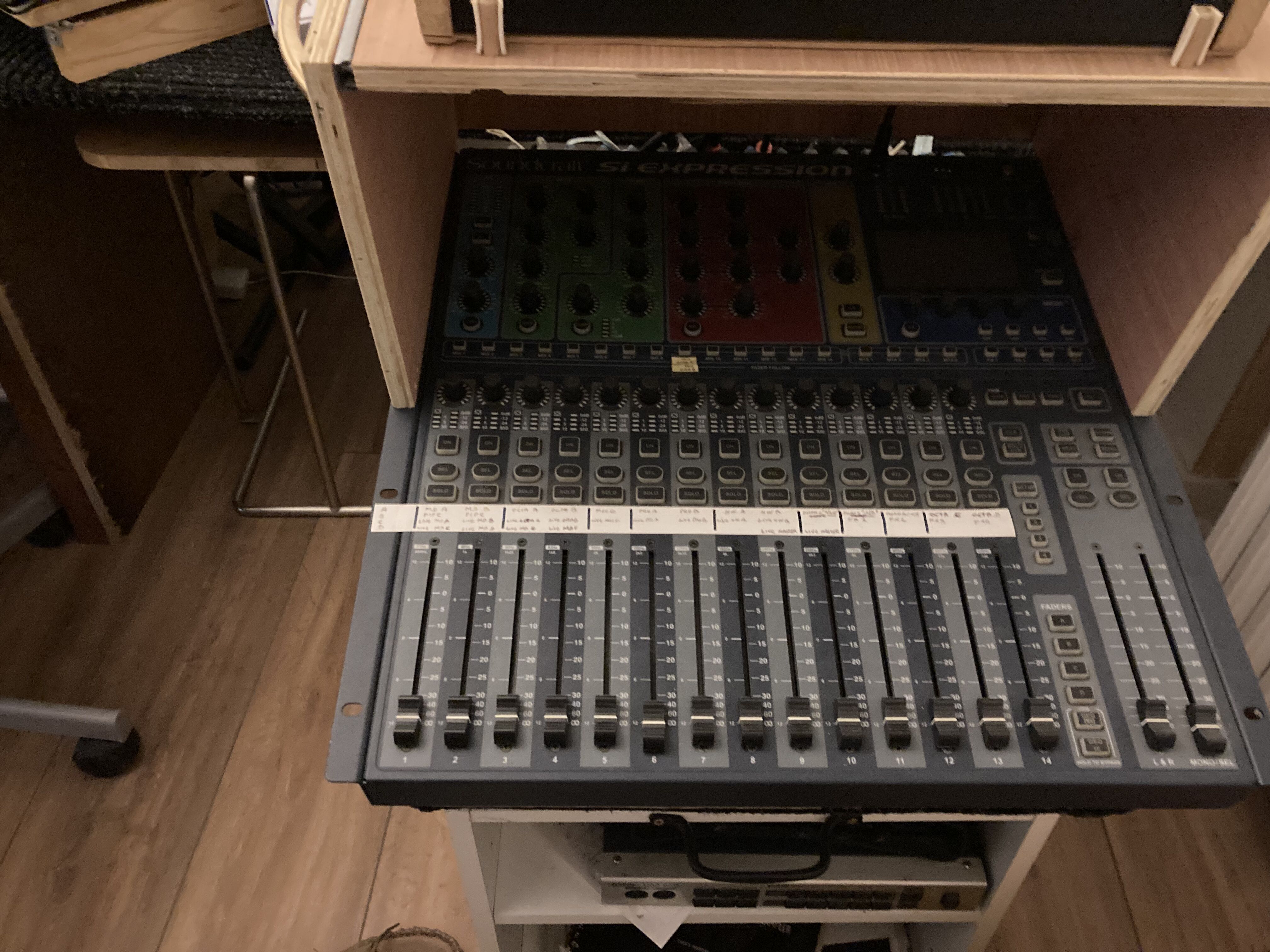 Vends SOUNDCRAFT SI expression 1