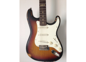 LTD ST-203 Rosewood - Distressed 3-Tone Burst (32309)