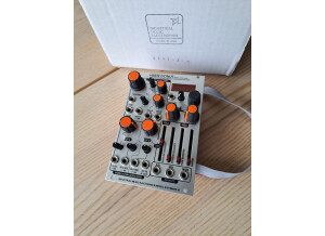 Industrial Music Electronics Hertz Donut MKIII (75306)