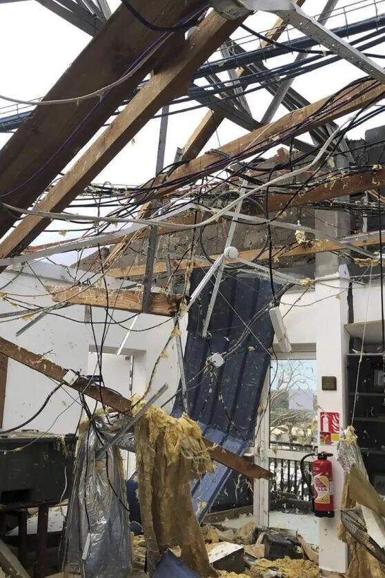 6451038.jpg 6451038.jpg