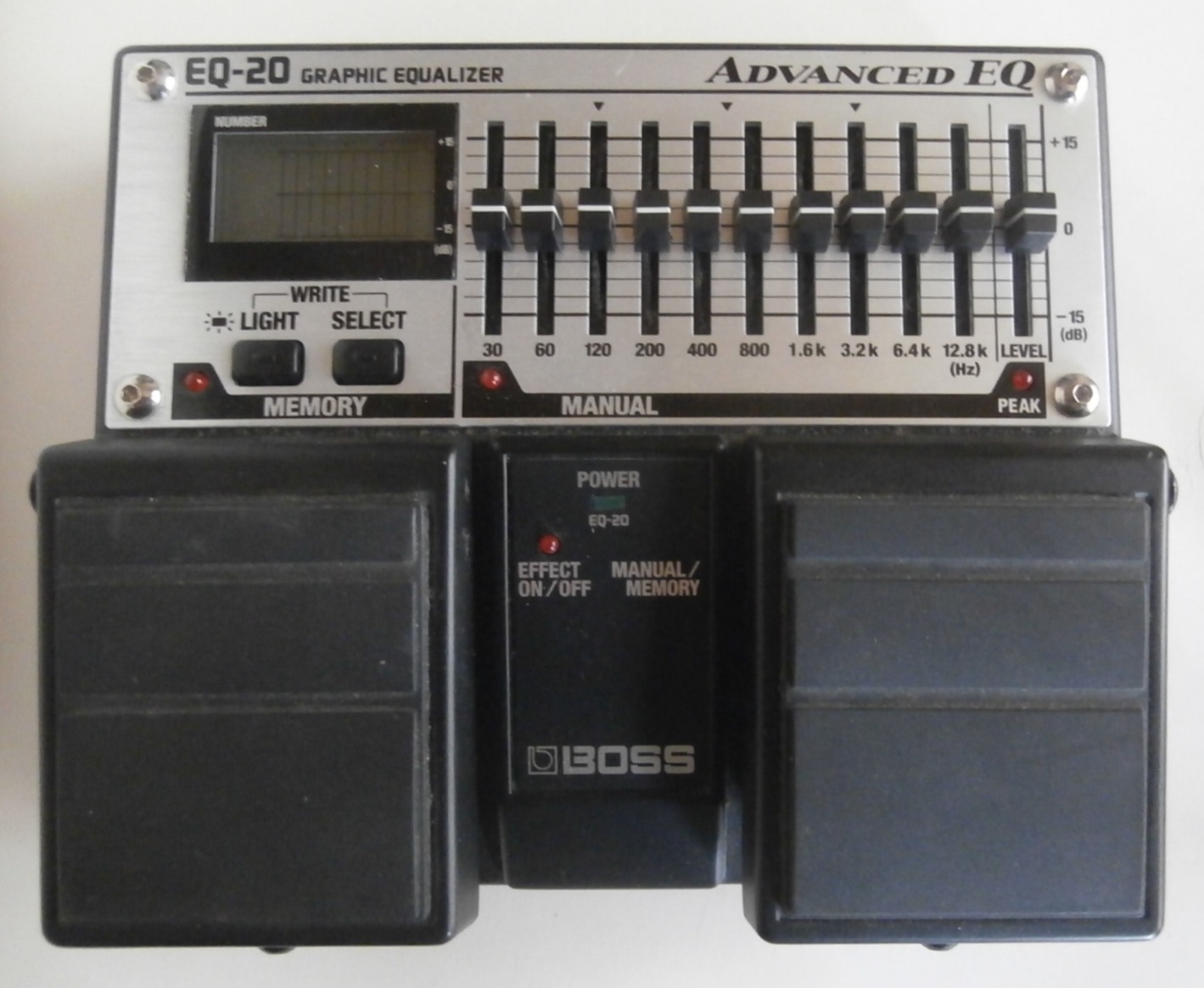 Vend pédale Boss EQ-20 Advanced  EQ Twin Pedals