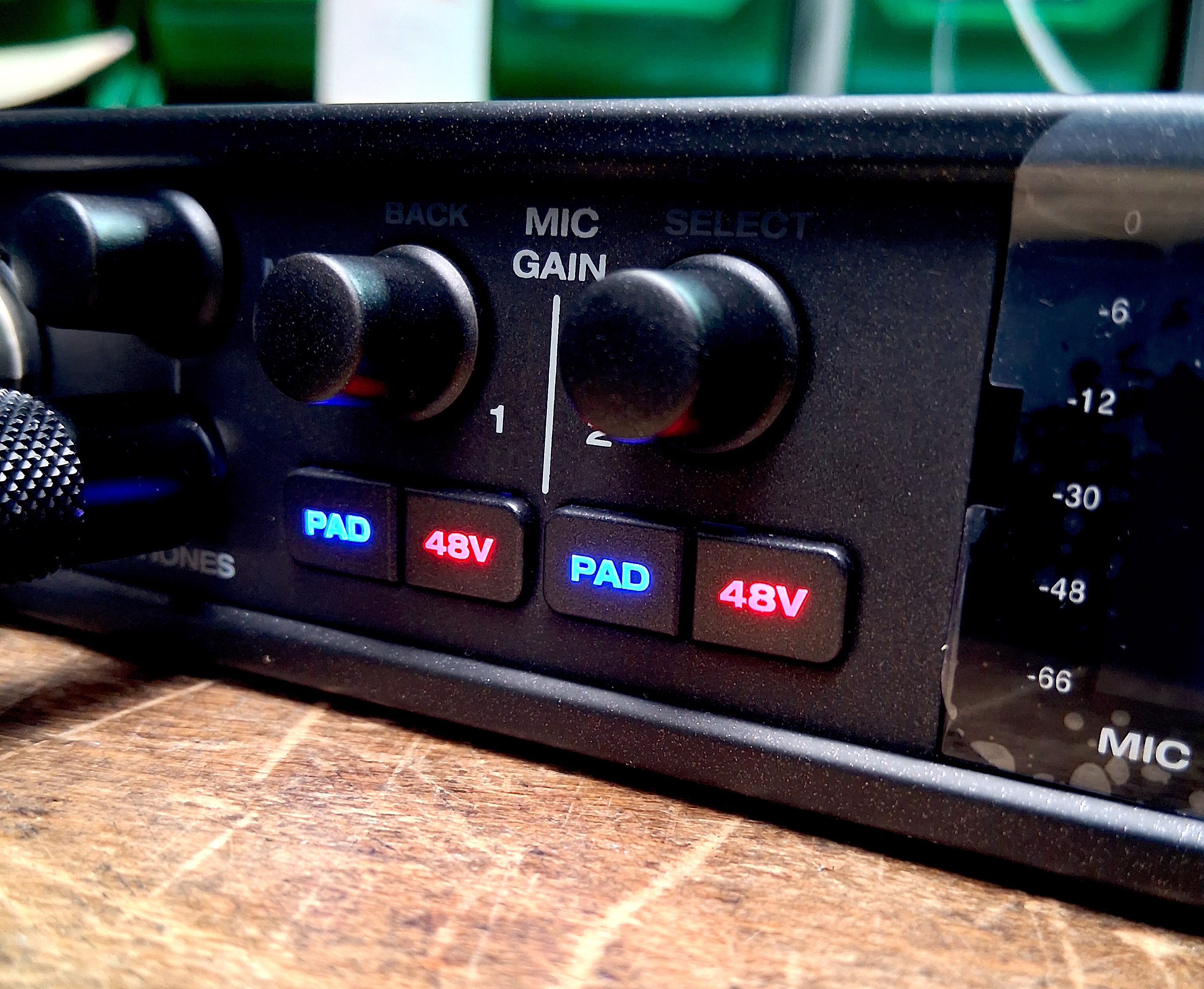 MOTU ULTRLTMKV controleentrées