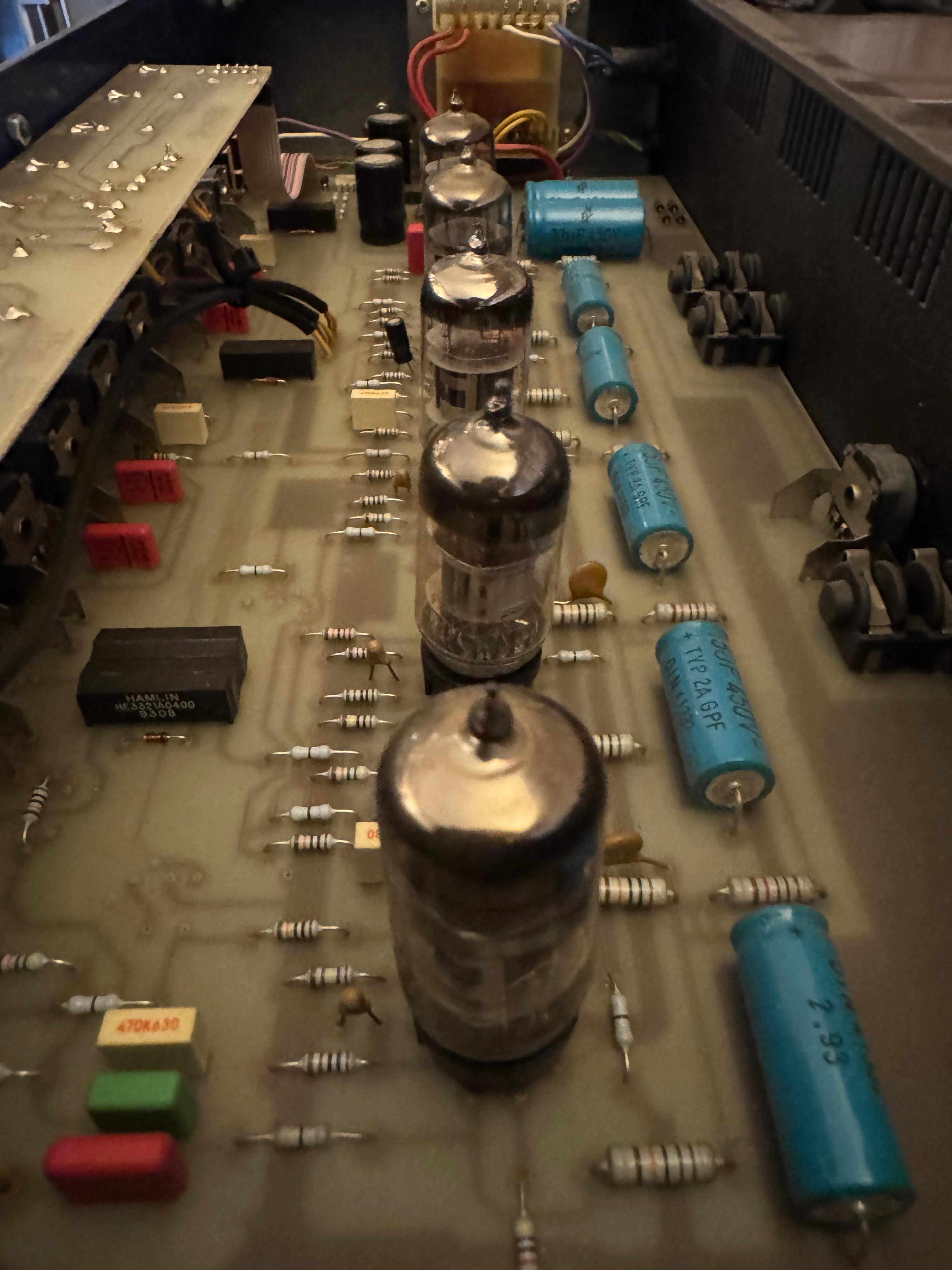 Steavens The Brick all tube Preamplifier INT1