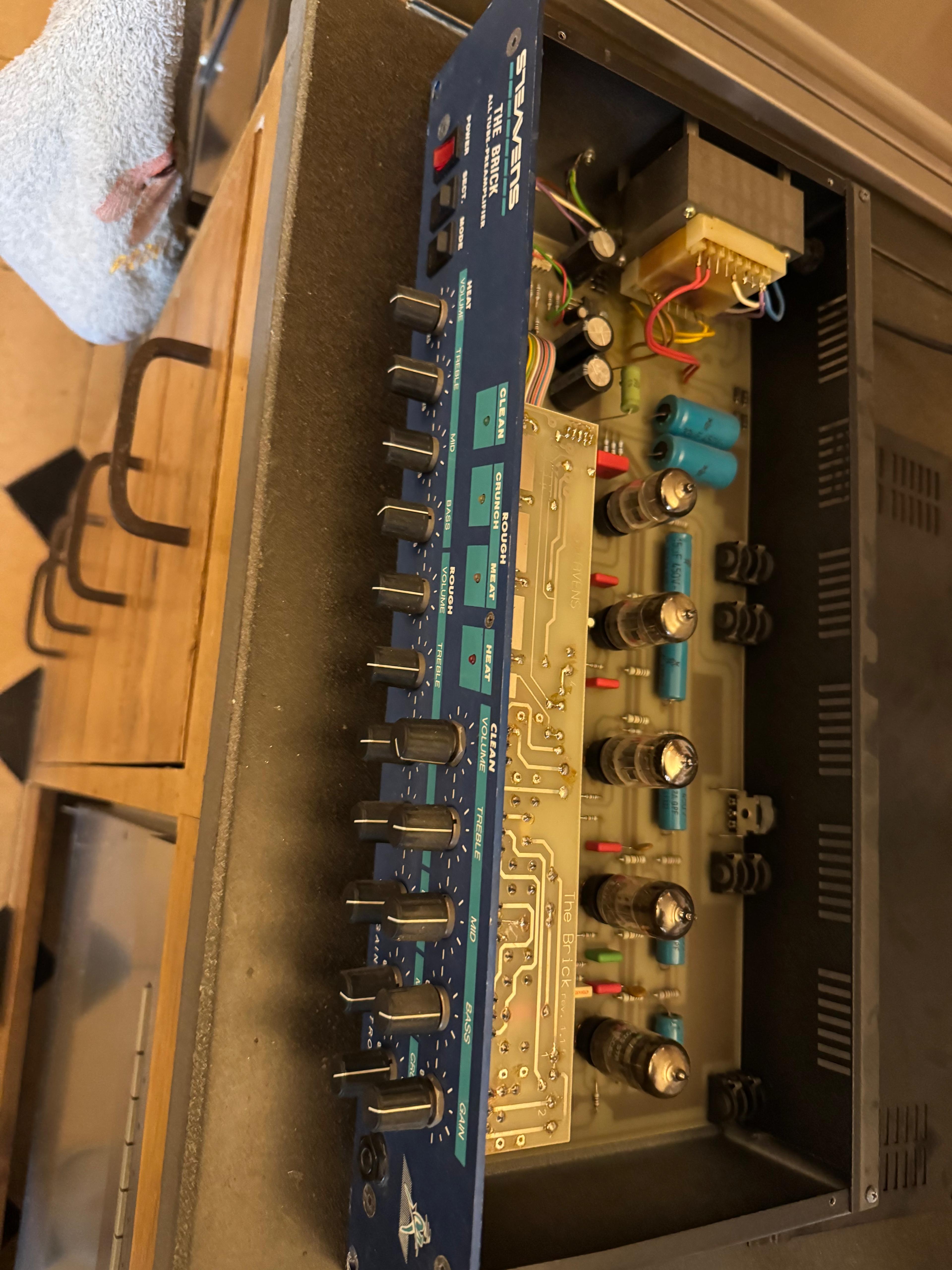 Steavens The Brick all tube Preamplifier INT2