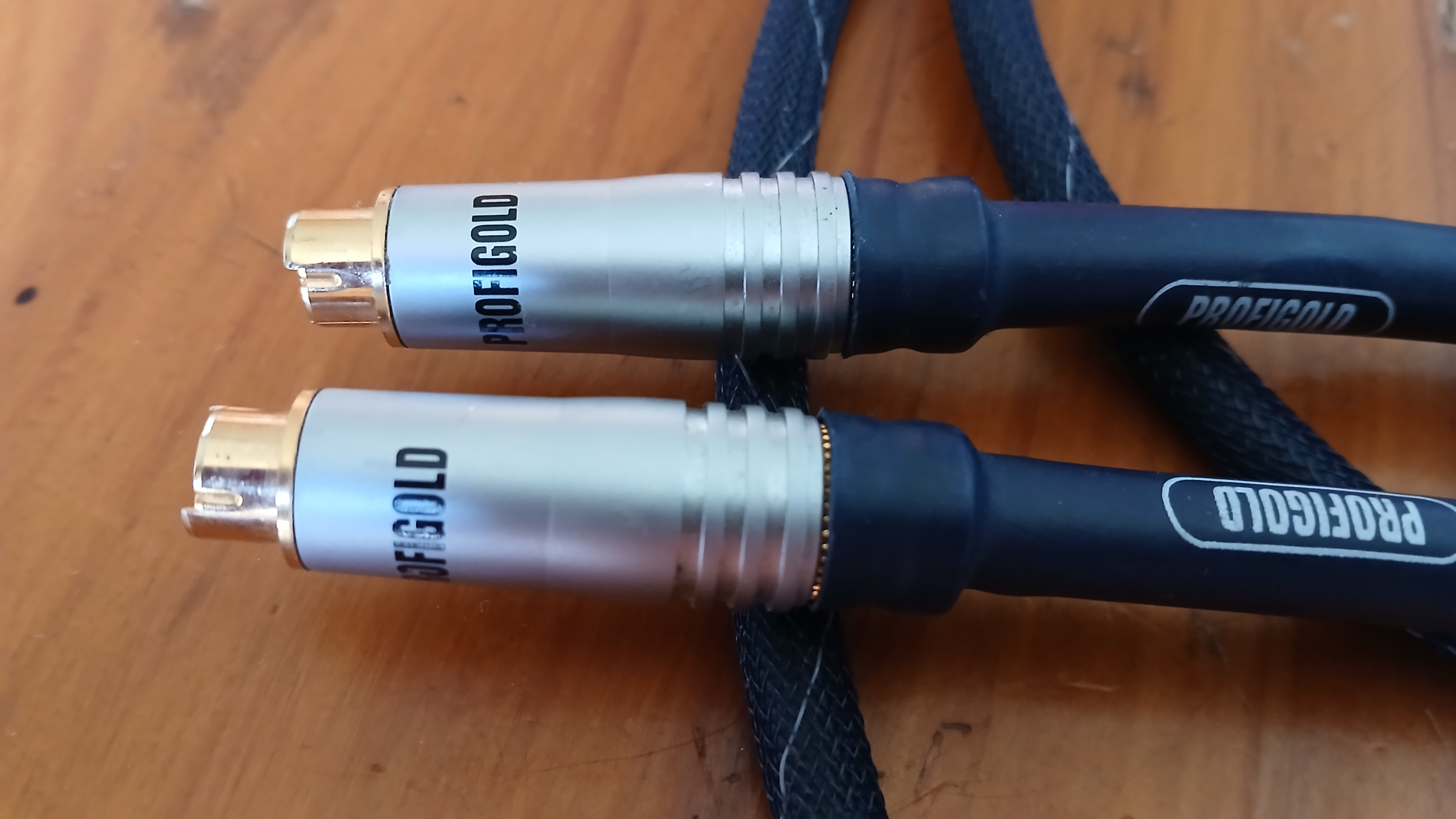 Vends câble S-VHS Profigold