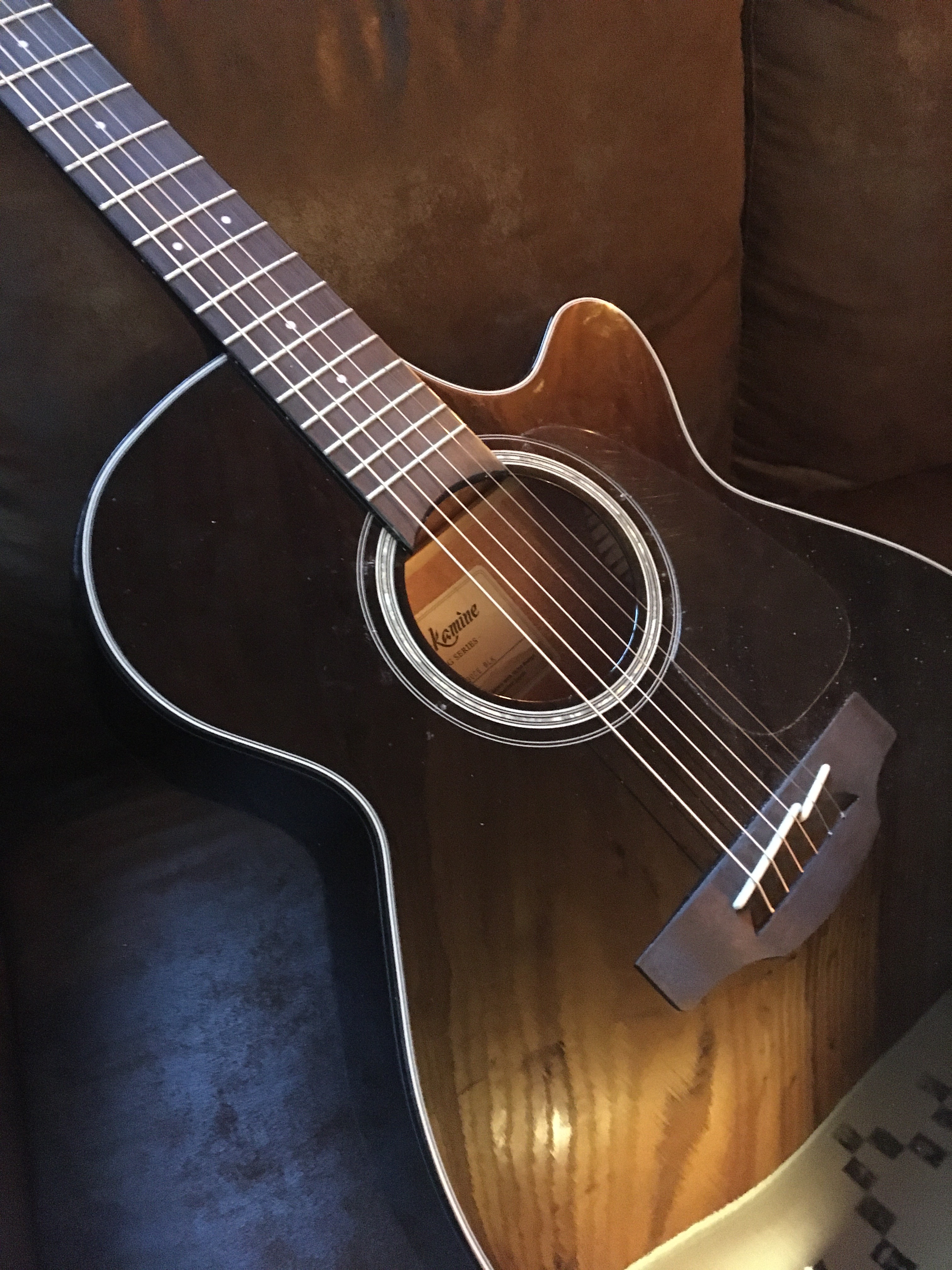 Guitare Takamine Electro-acoustique GN30 blk